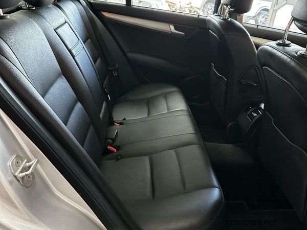 2012 Mercedes-Benz C200 BE Classic photo