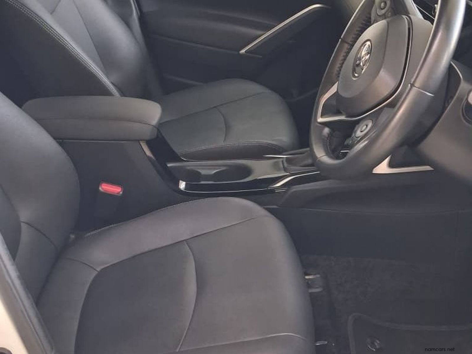 2024 Toyota Corolla Cross 1.8 XS photo