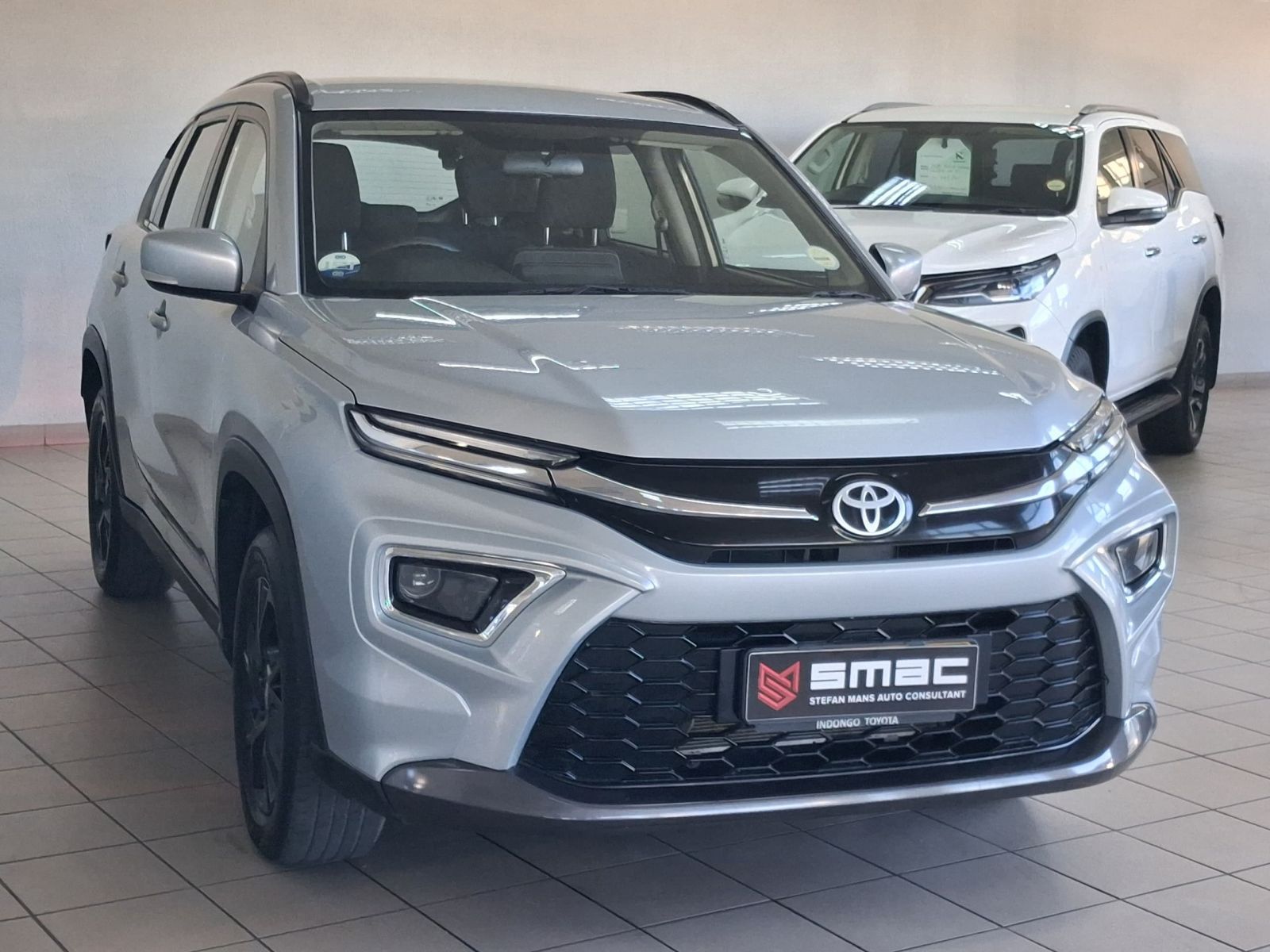 2024 Toyota Urban Cruiser 1.5 XR CVT photo