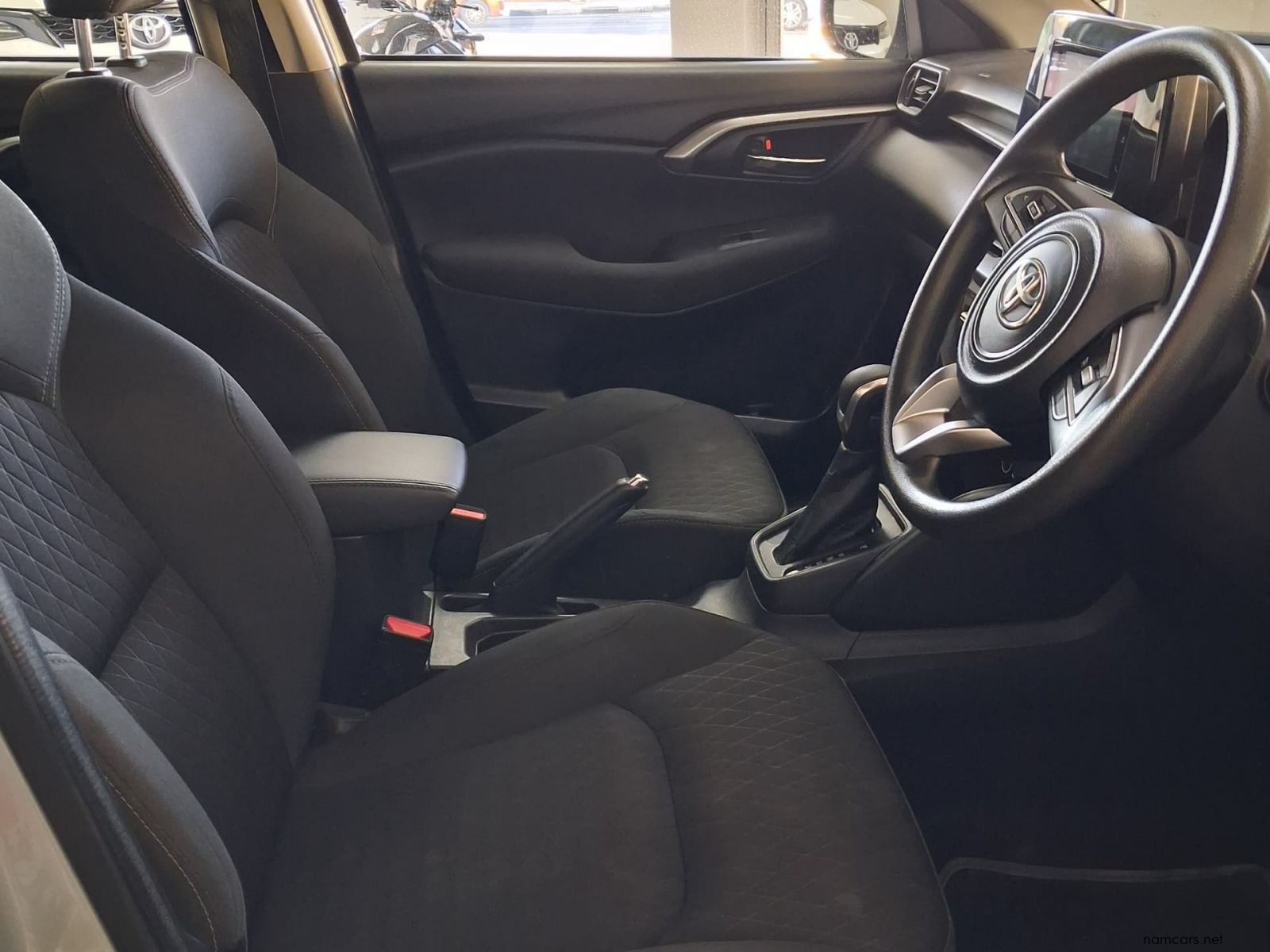 2024 Toyota Urban Cruiser 1.5 XR CVT photo