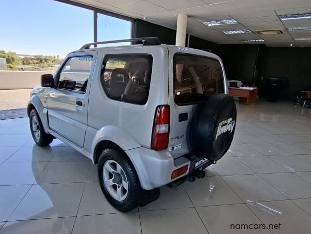 2011 Suzuki Jimny 1.4 4x4 MT photo