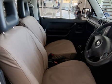 2011 Suzuki Jimny 1.4 4x4 MT photo