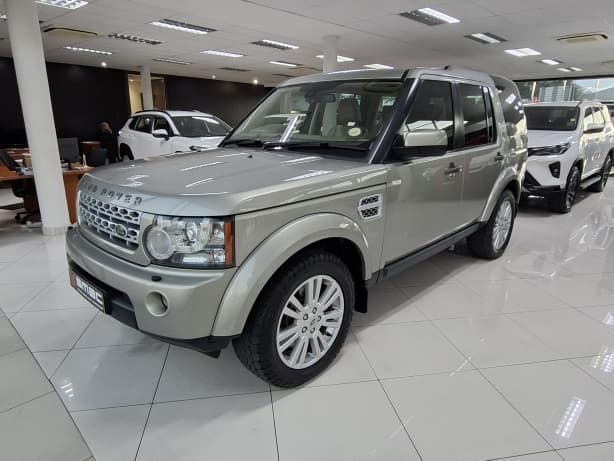Land Rover Discovery 4 3.0 TD/SD V6 SE AT in Namibia