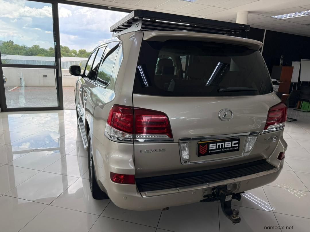 2014 Lexus LX 570 V8 4x4 AT photo