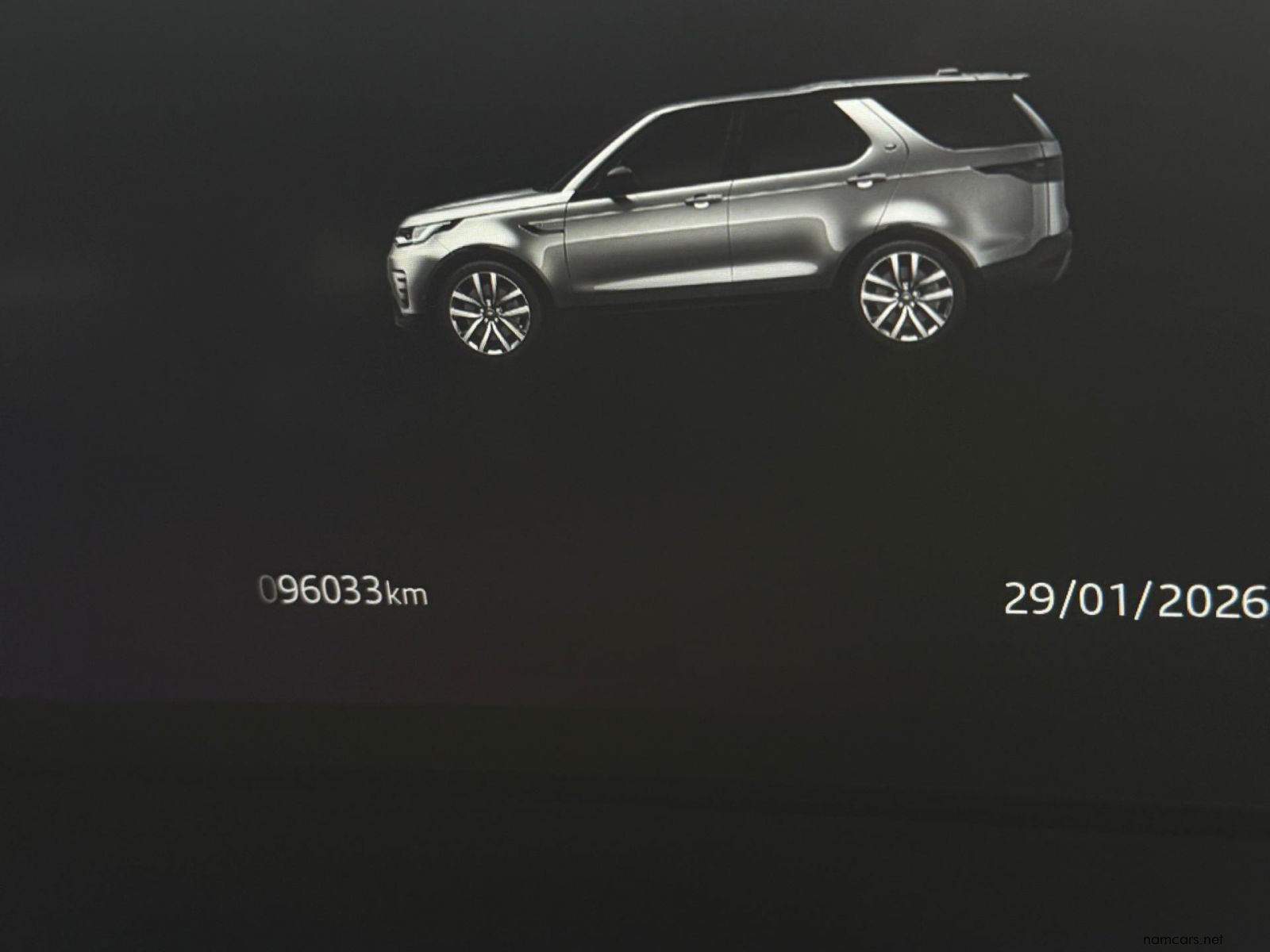 2021 Land Rover Discovery D300 3.0 TD SE R-Dynamic  AWD photo