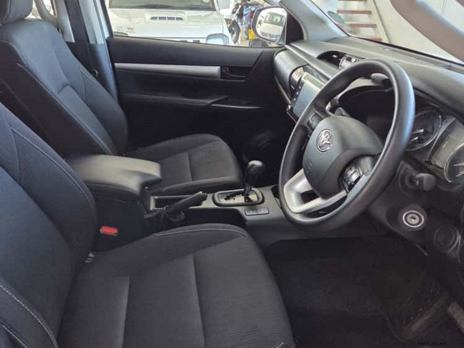 2024 Toyota Hilux Raider 2.4 GD-6 DC 4x4 AT photo