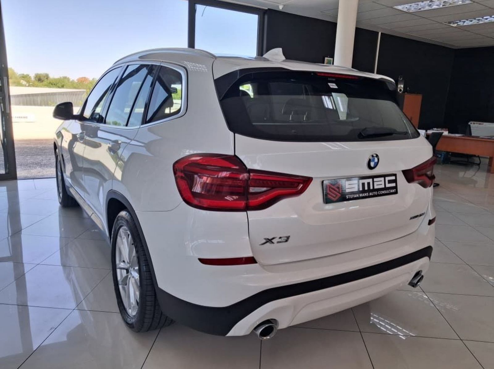 2019 BMW x3 2.0 D X-Drive pictures