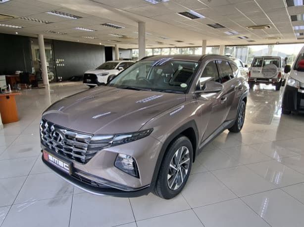 Used Hyundai Tucson 2.0 Executive A/t for sale in Windhoek, Namibia