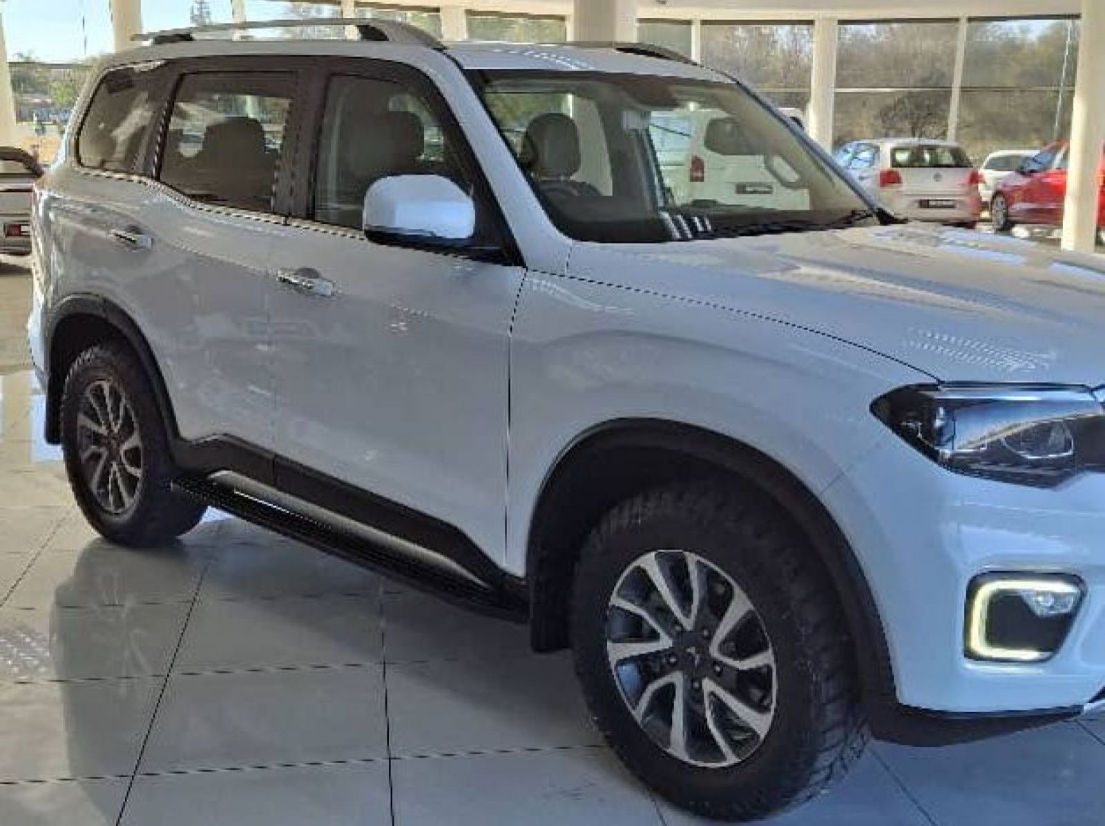 2023 Mahindra Scorpio N 4x4 AT pictures