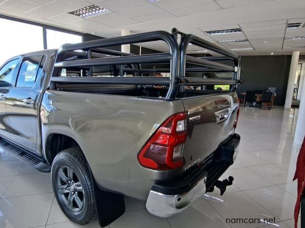 2021 Toyota Hilux 2.8 Gd 6 Raider 4x4 AT pictures