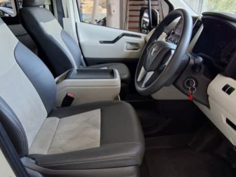 2023 Toyota Quantum 2.8 GL SLWB AT 14 Seater pictures