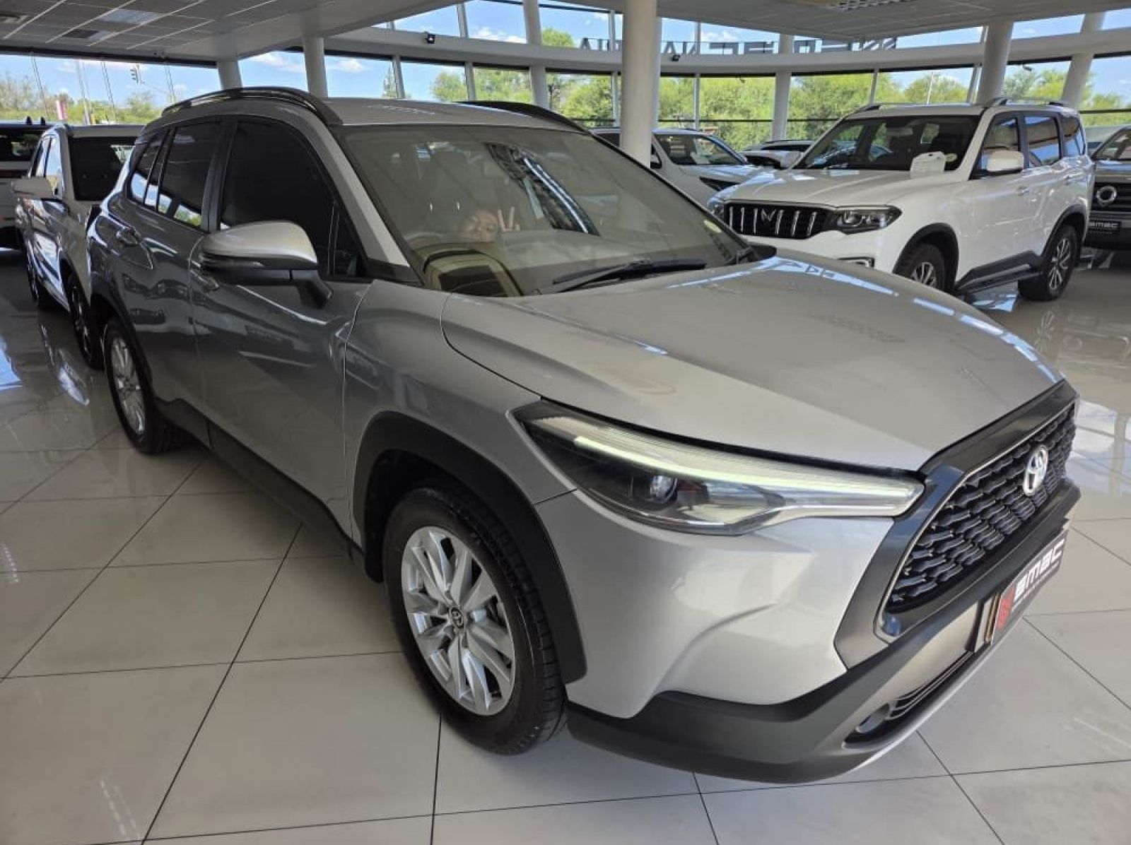 2024 Toyota Corolla Cross 1.8 XS pictures