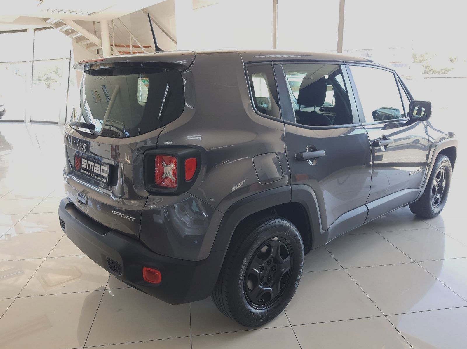 2022 Jeep Renegade 1.4 T Jet Sport pictures