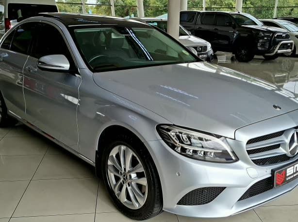 2020 Mercedes-Benz C180 AT pictures