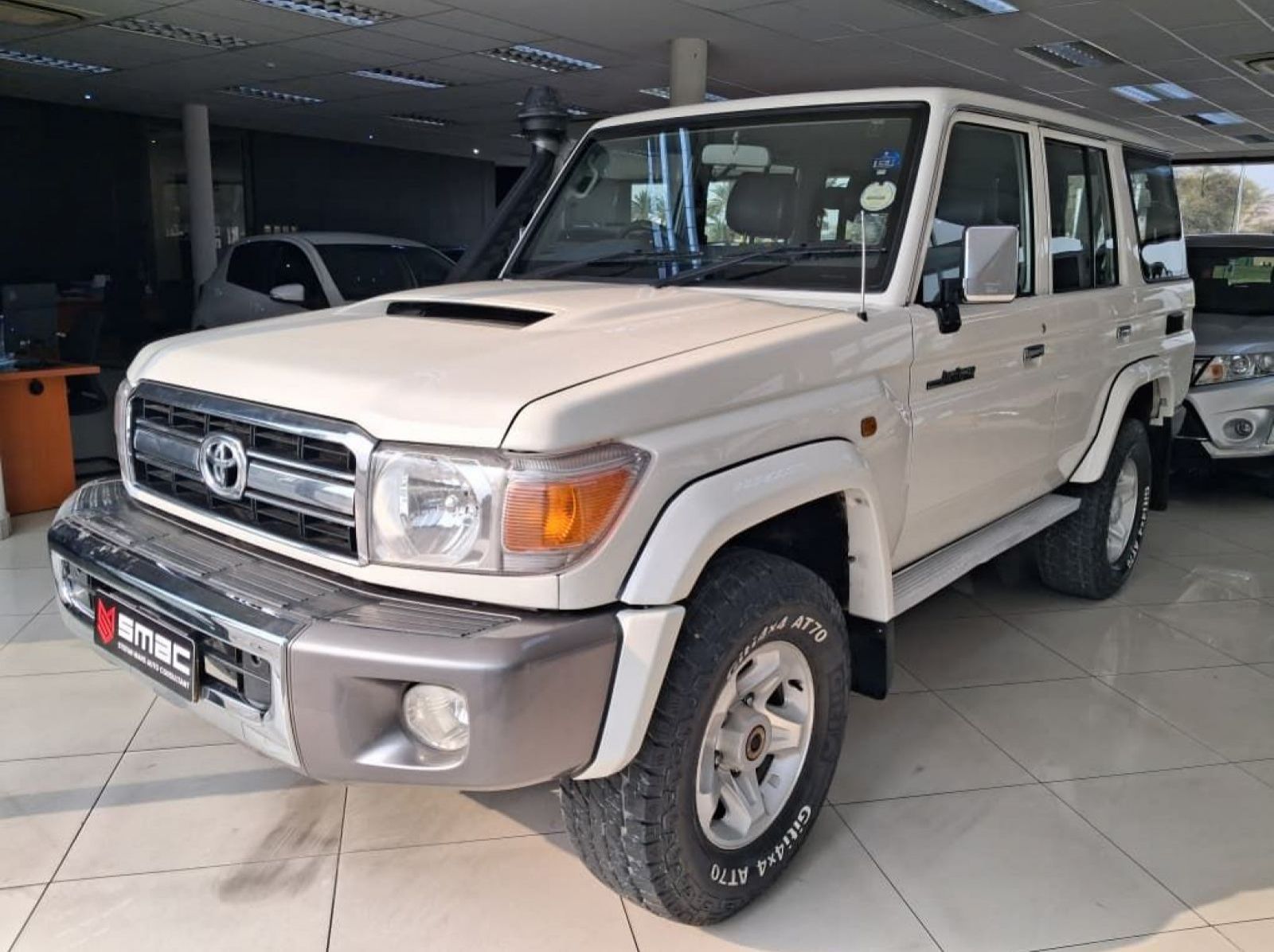 Used Toyota Land Cruiser 76 4.5D V8 SW  for sale in Windhoek, Namibia