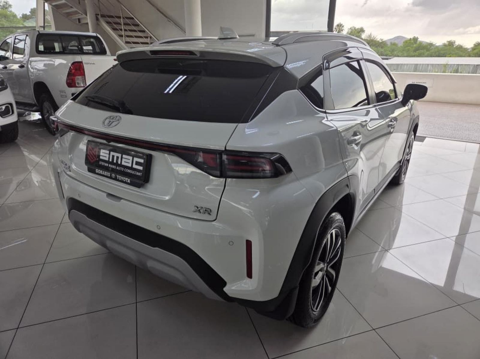 2025 Toyota Starlet Cross 1.5 XR AT pictures