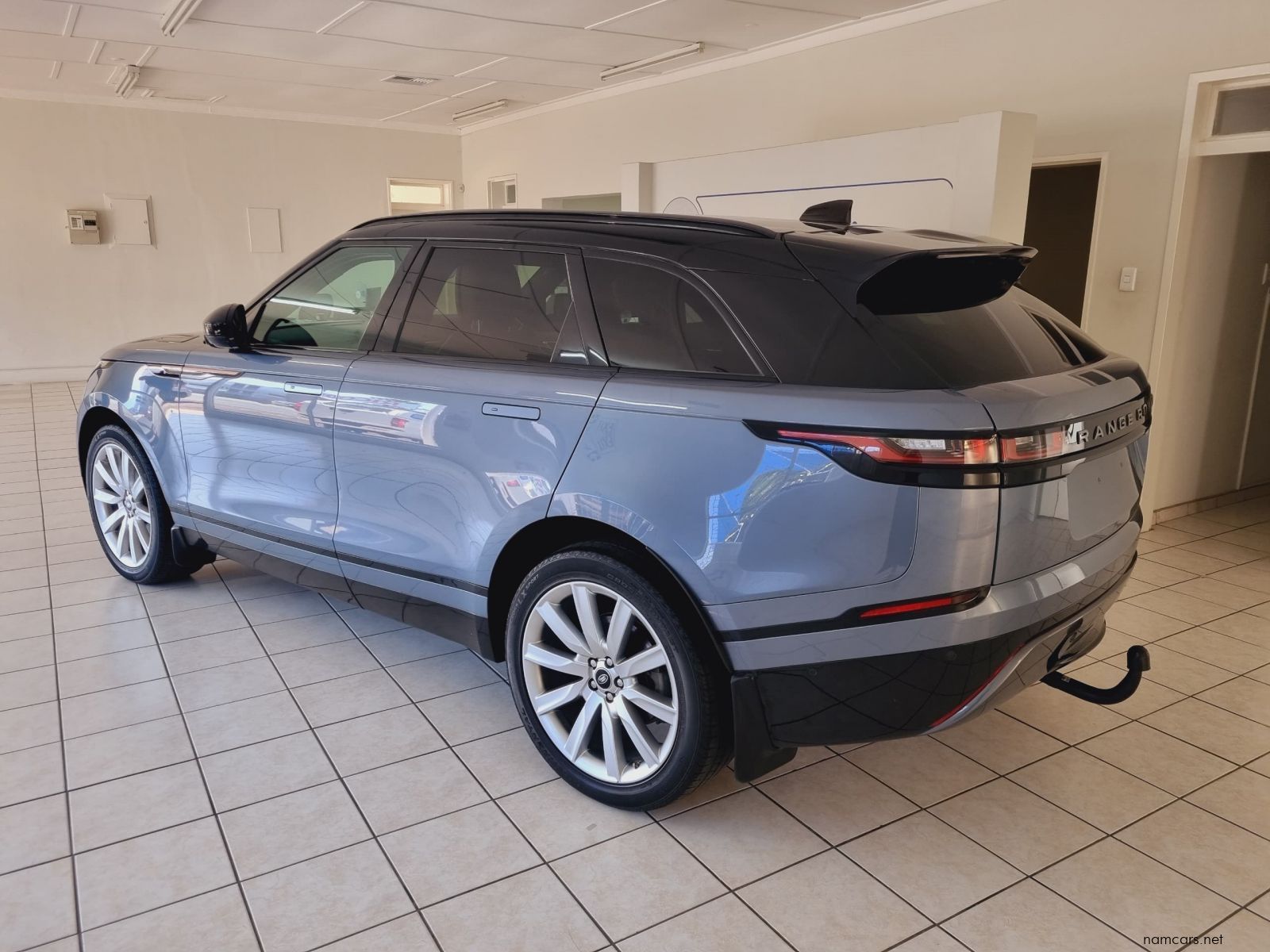 2018 Land Rover Range Rover Velar 2.0D HSE RDynamic photo