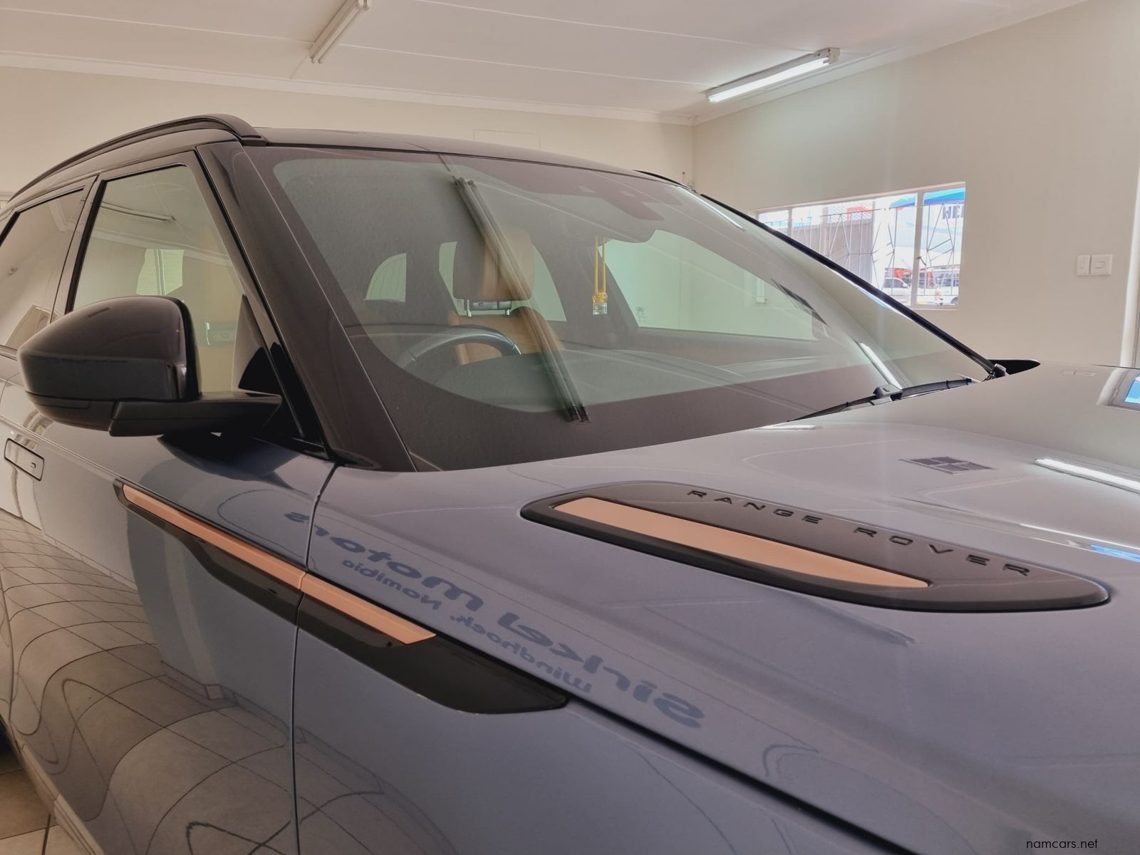 2018 Land Rover Range Rover Velar 2.0D HSE RDynamic photo