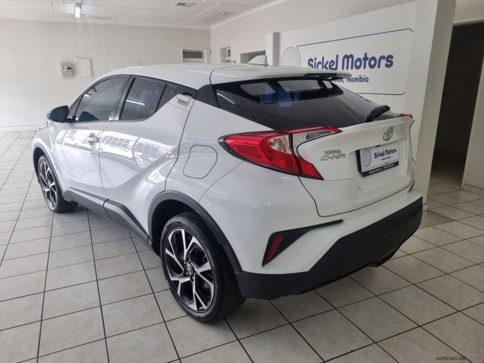 2020 Toyota C-HR 1.2T PLUS photo