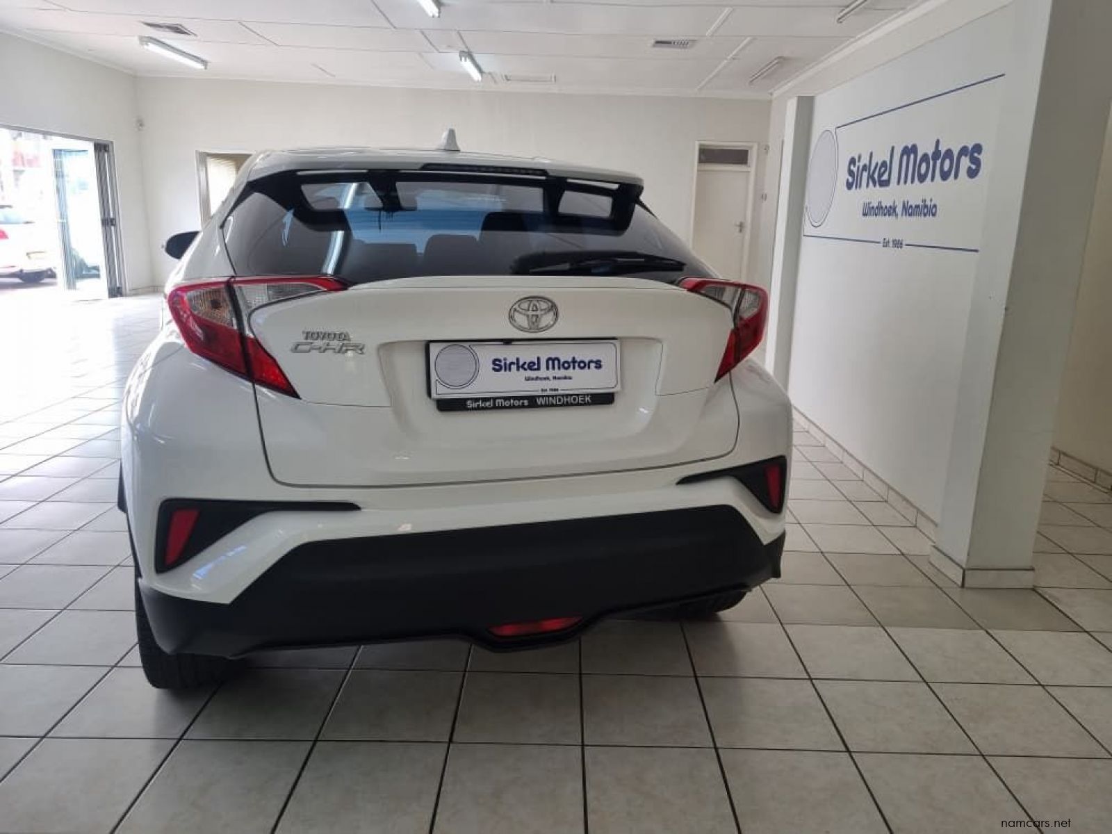 2020 Toyota C-HR 1.2T PLUS photo