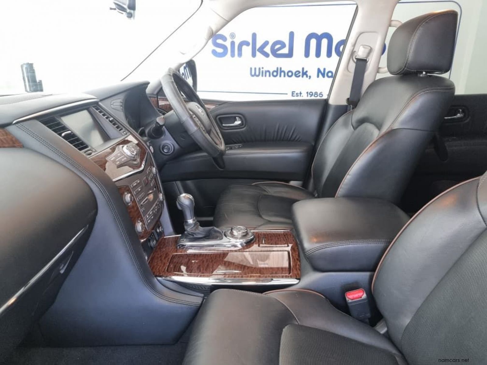 2021 Nissan Patrol 5.6 V8 LE Premium photo