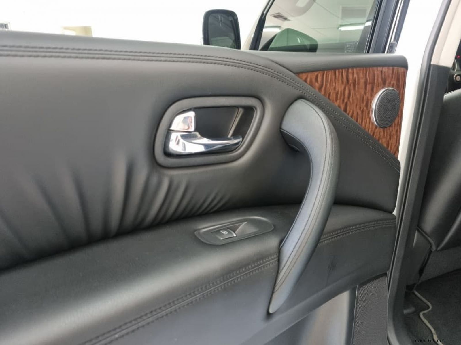 2021 Nissan Patrol 5.6 V8 LE Premium photo