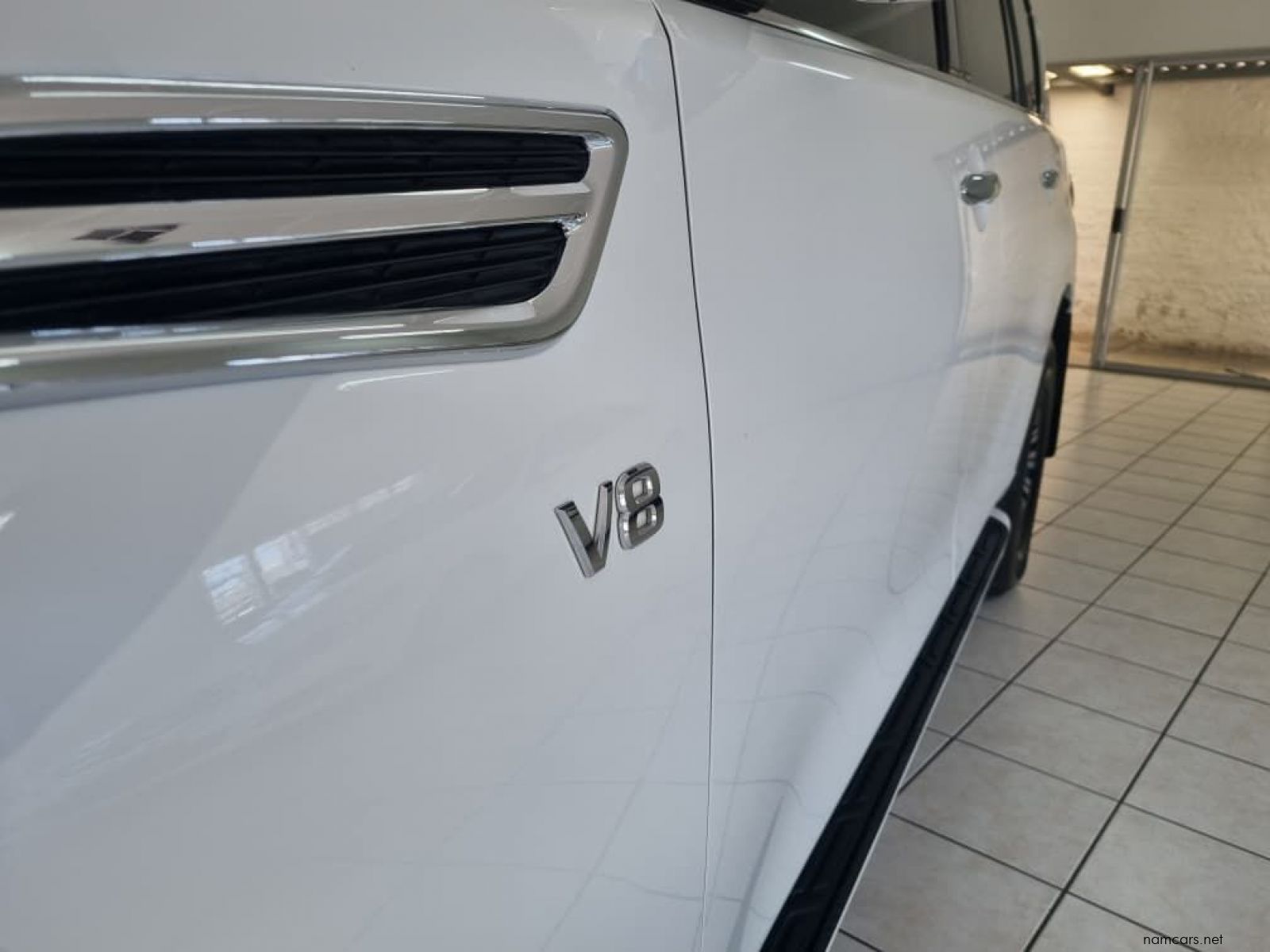 2021 Nissan Patrol 5.6 V8 LE Premium photo