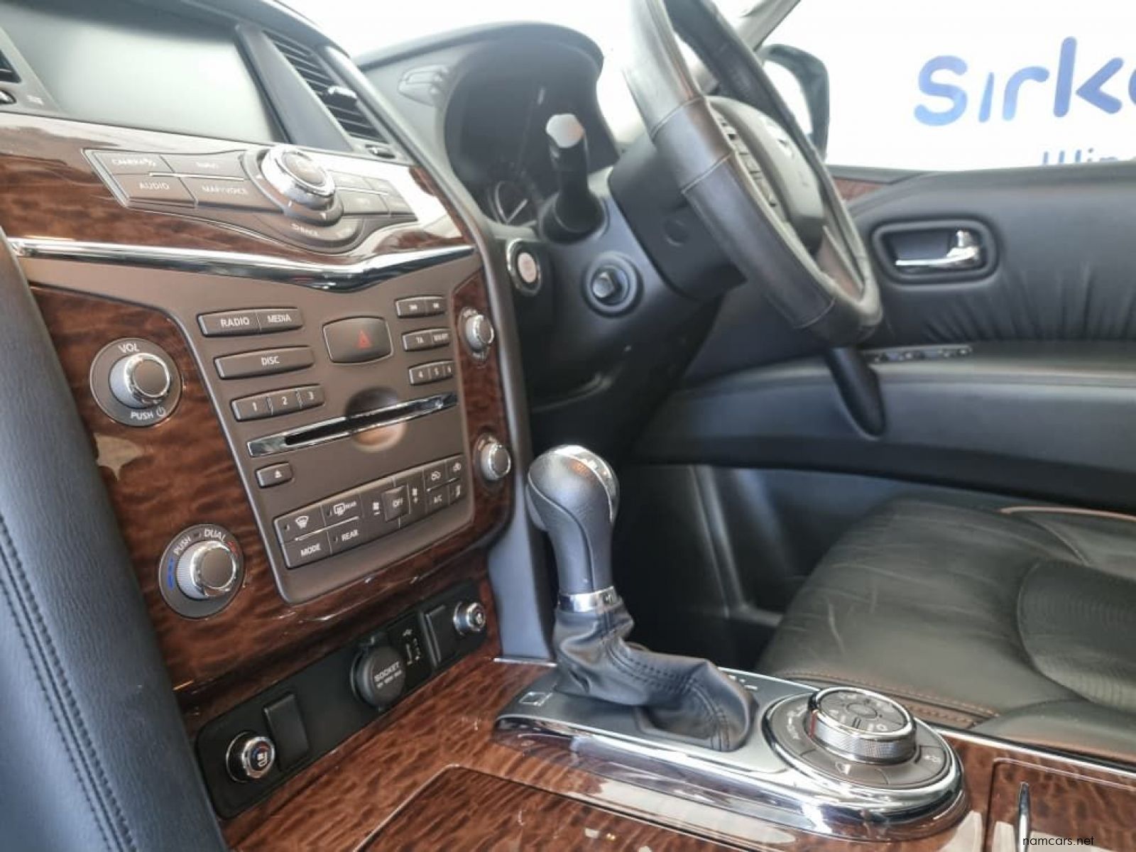 2021 Nissan Patrol 5.6 V8 LE Premium photo