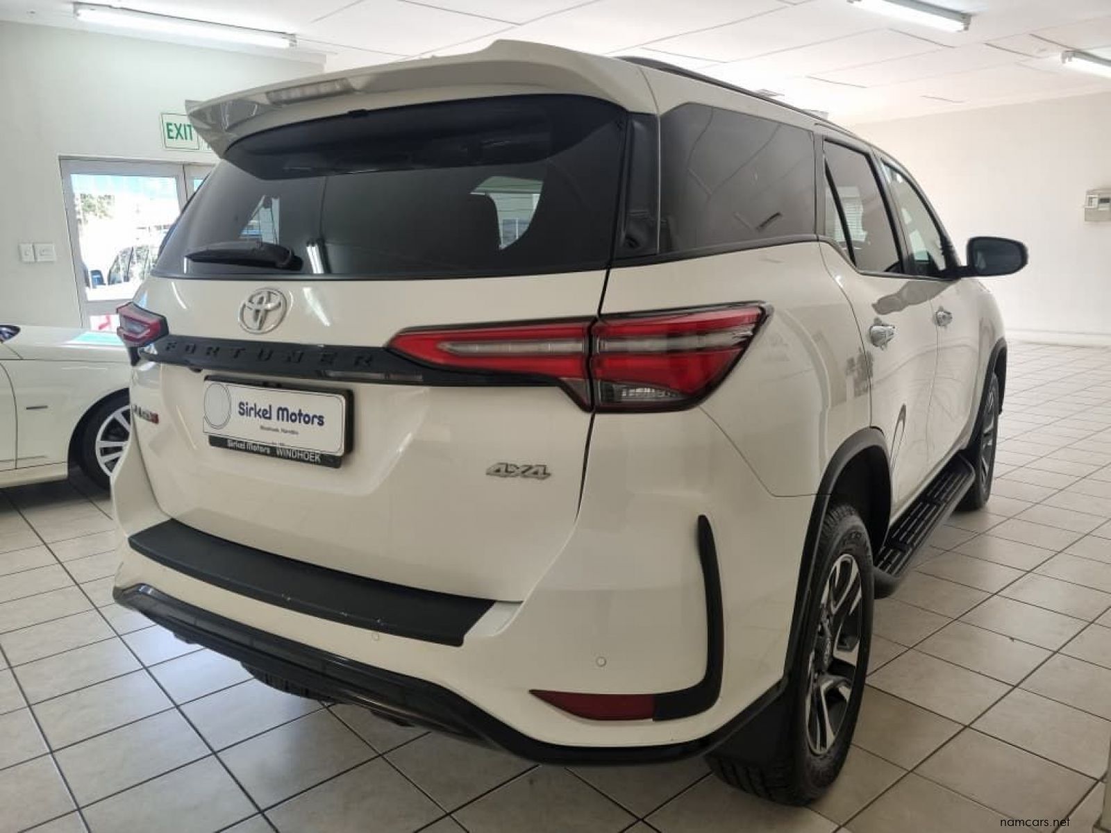 2025 Toyota Fortuner 2.4 GD-6 4x4 A/T photo