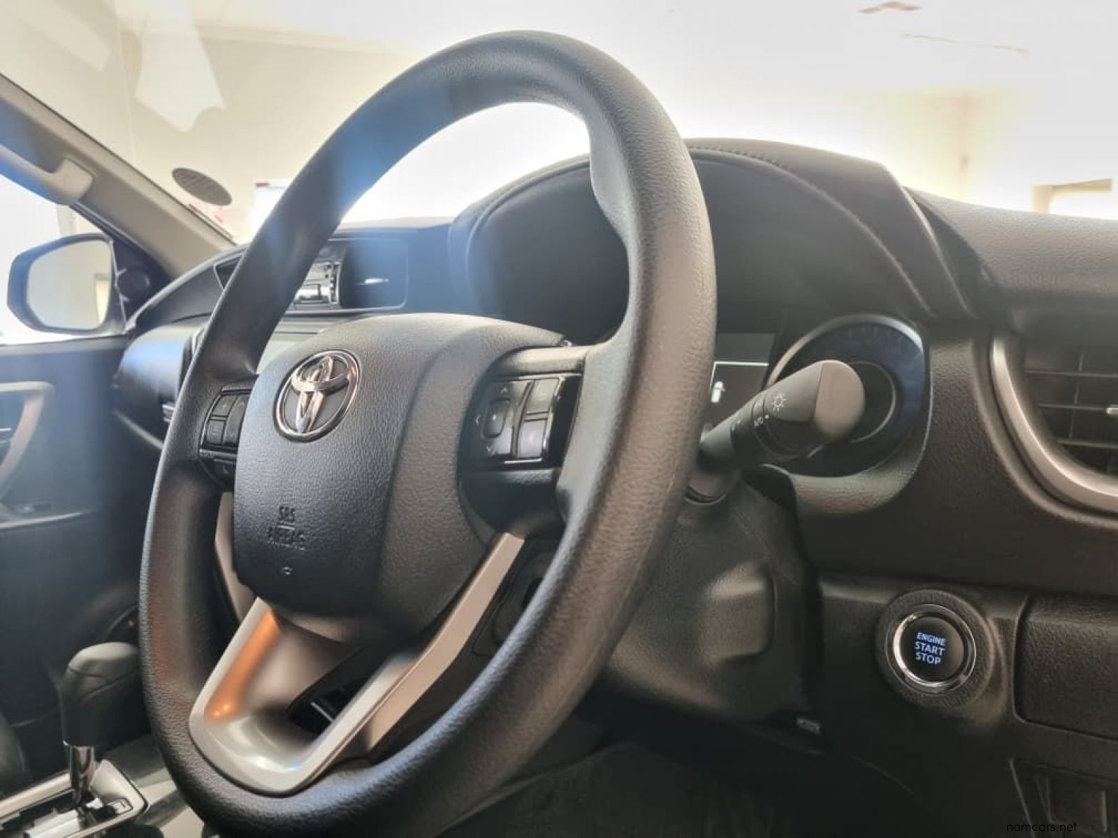 2025 Toyota Fortuner 2.4 GD-6 4x4 A/T photo