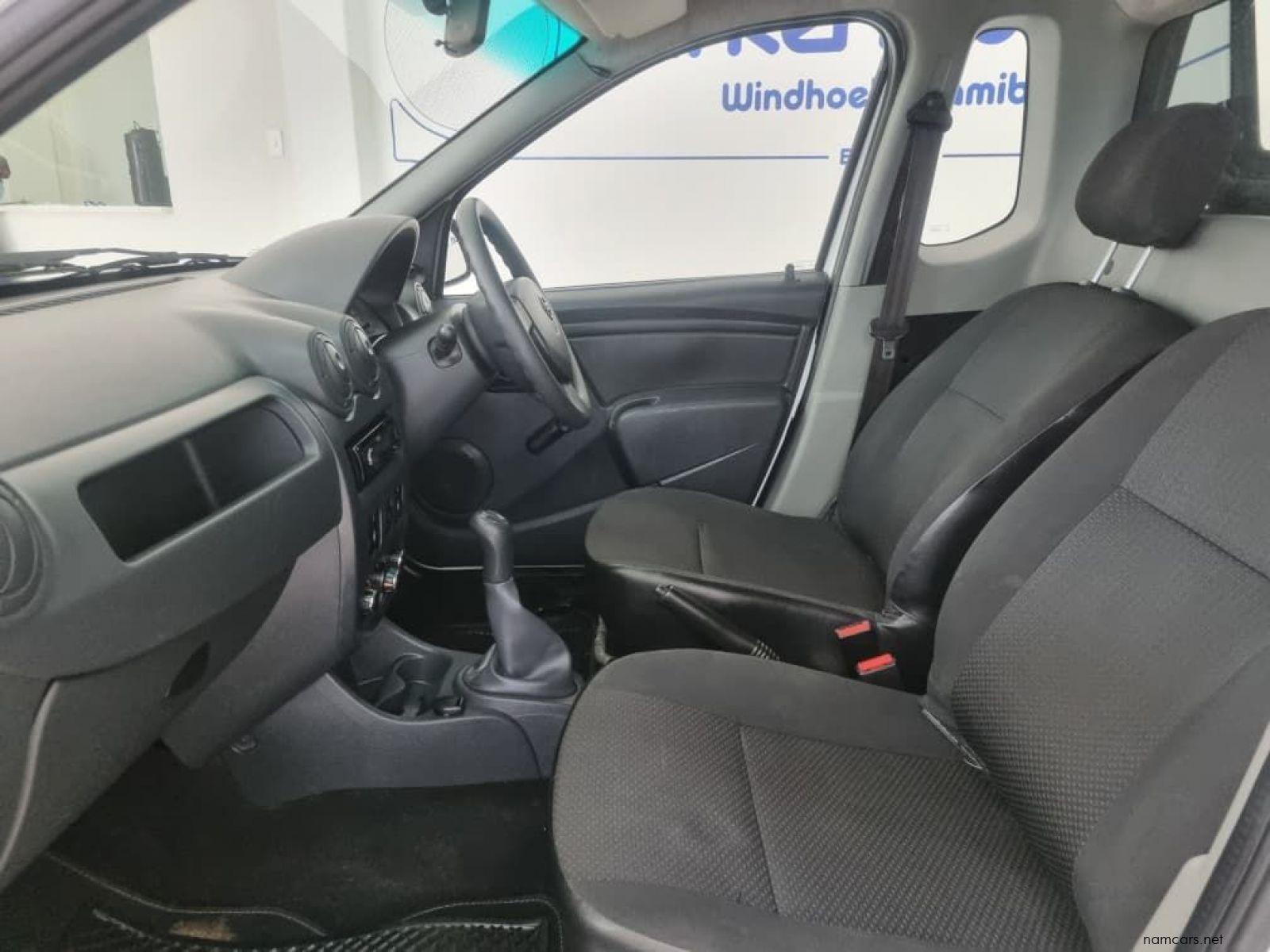 2017 Nissan NP 200 S/C P/U 1.6 photo