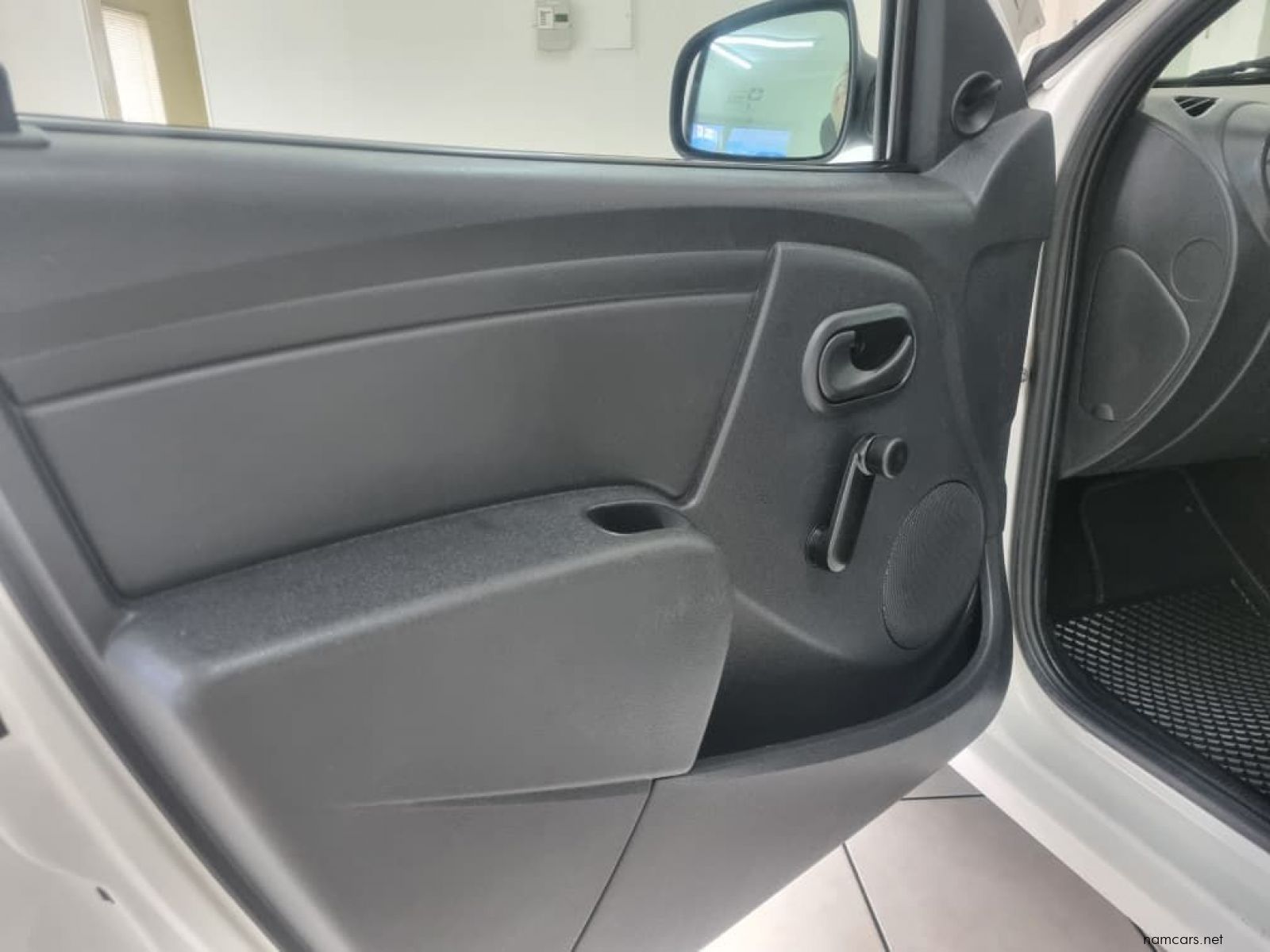 2017 Nissan NP 200 S/C P/U 1.6 photo