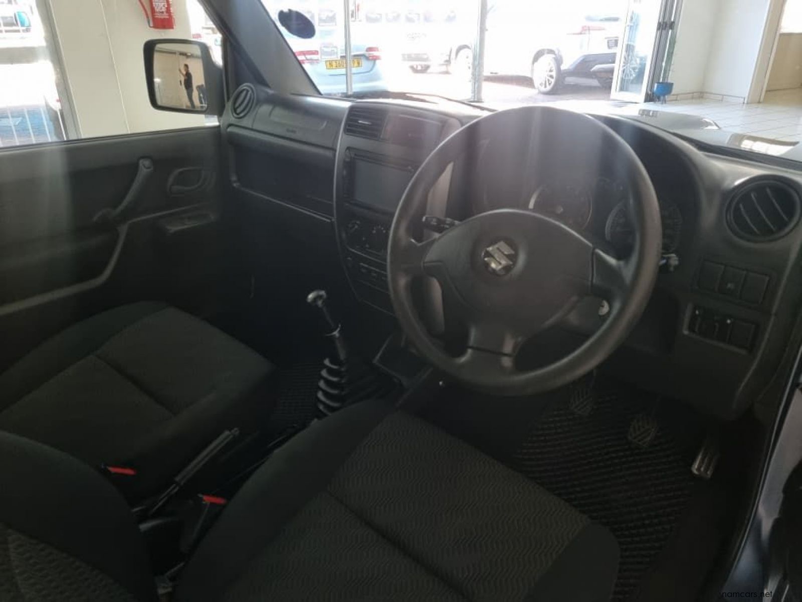2013 Suzuki Jimny 1.3 4x4 photo