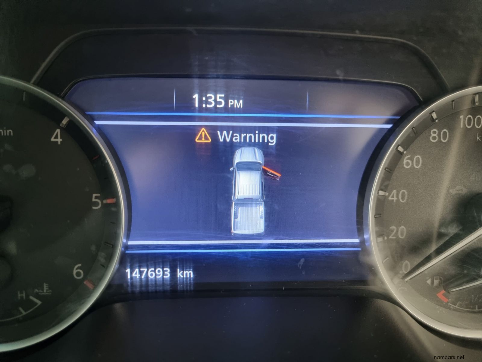 2022 Nissan Navara Pro-4X 4x4 D/C P/U photo