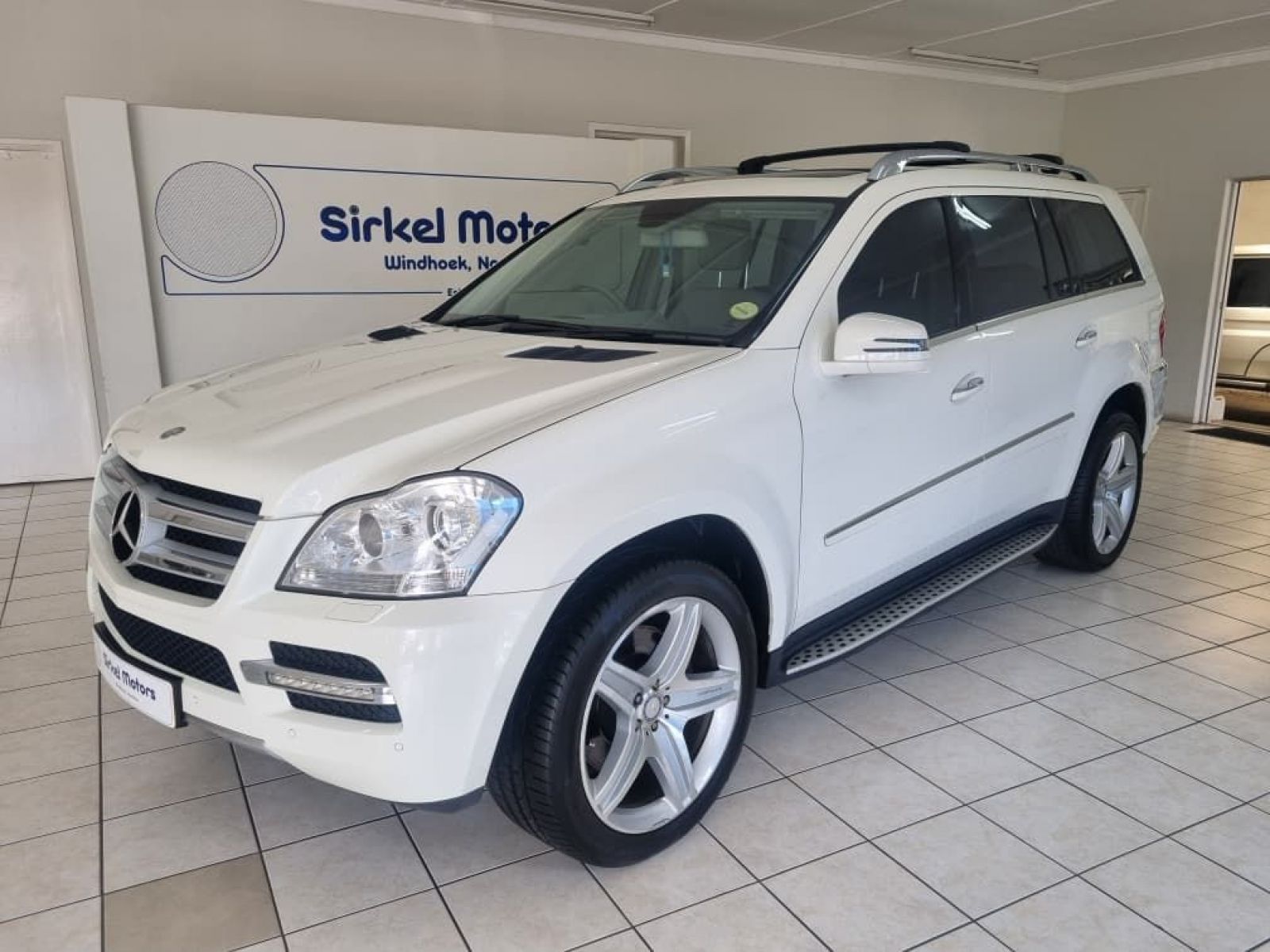 Mercedes-Benz GL500 4Matic V8 in Namibia