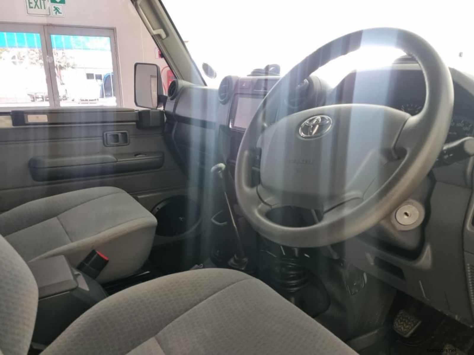 2022 Toyota Land Cruiser 4.2 D/C P/U photo