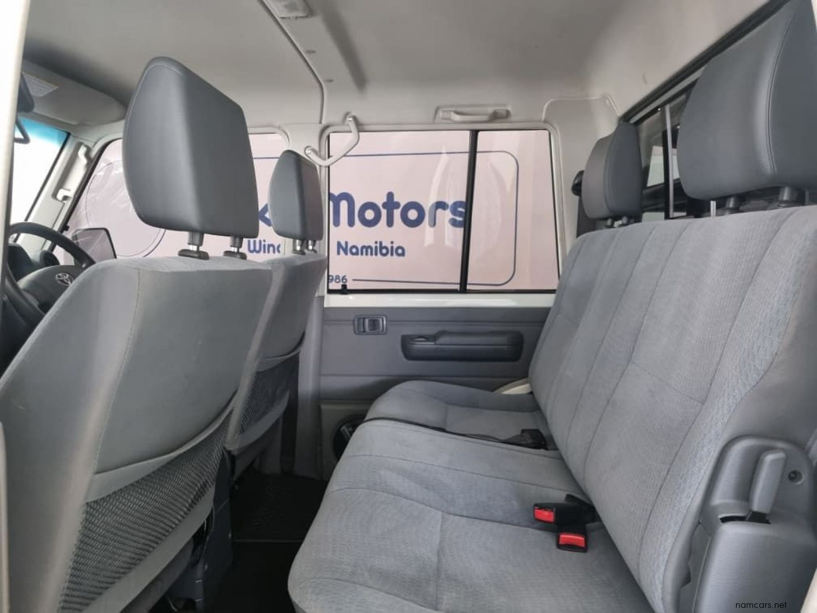 2022 Toyota Land Cruiser 4.2 D/C P/U photo