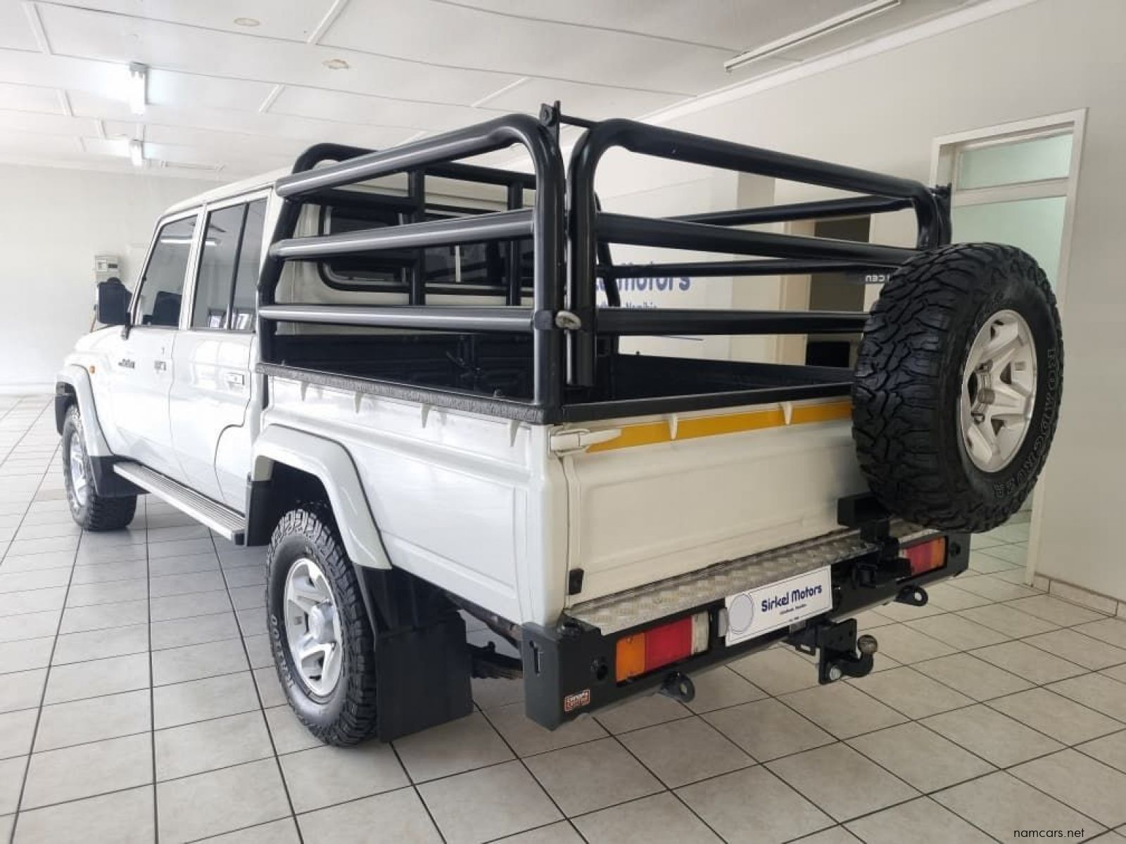 2022 Toyota Land Cruiser 4.2 D/C P/U photo