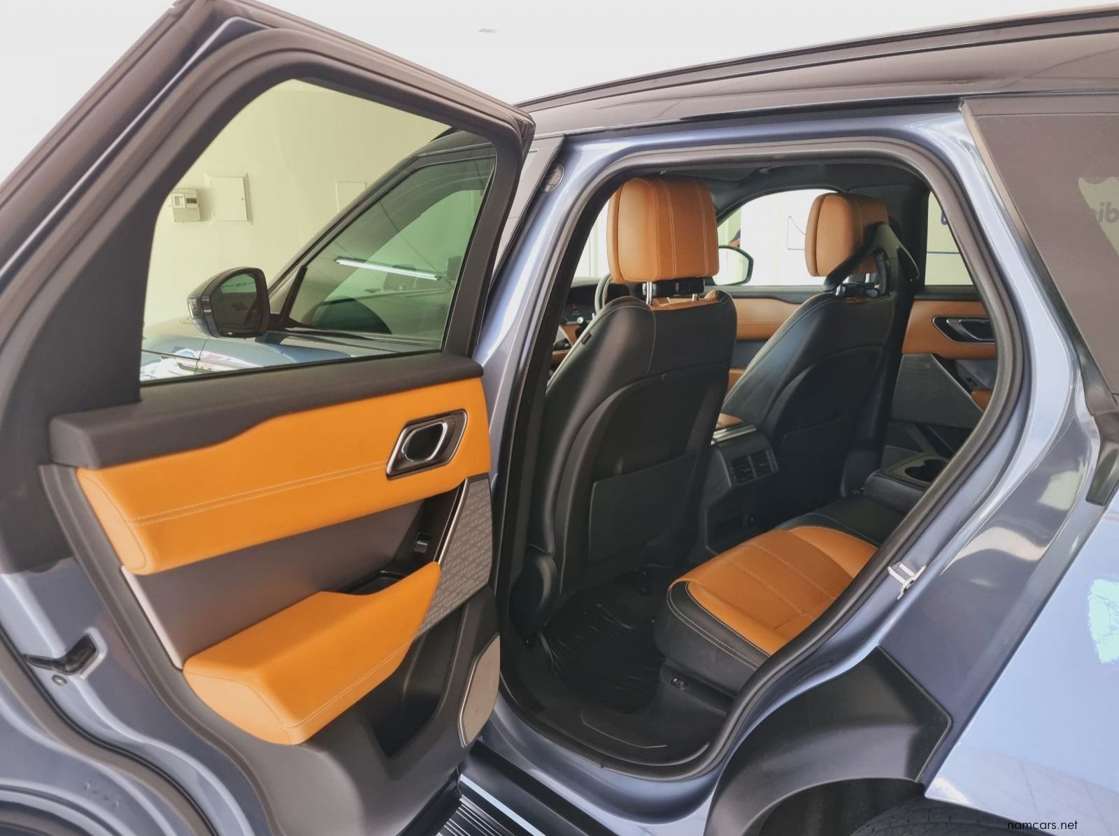 2018 Land Rover Range Rover Velar 2.0D HSE RDynamic pictures