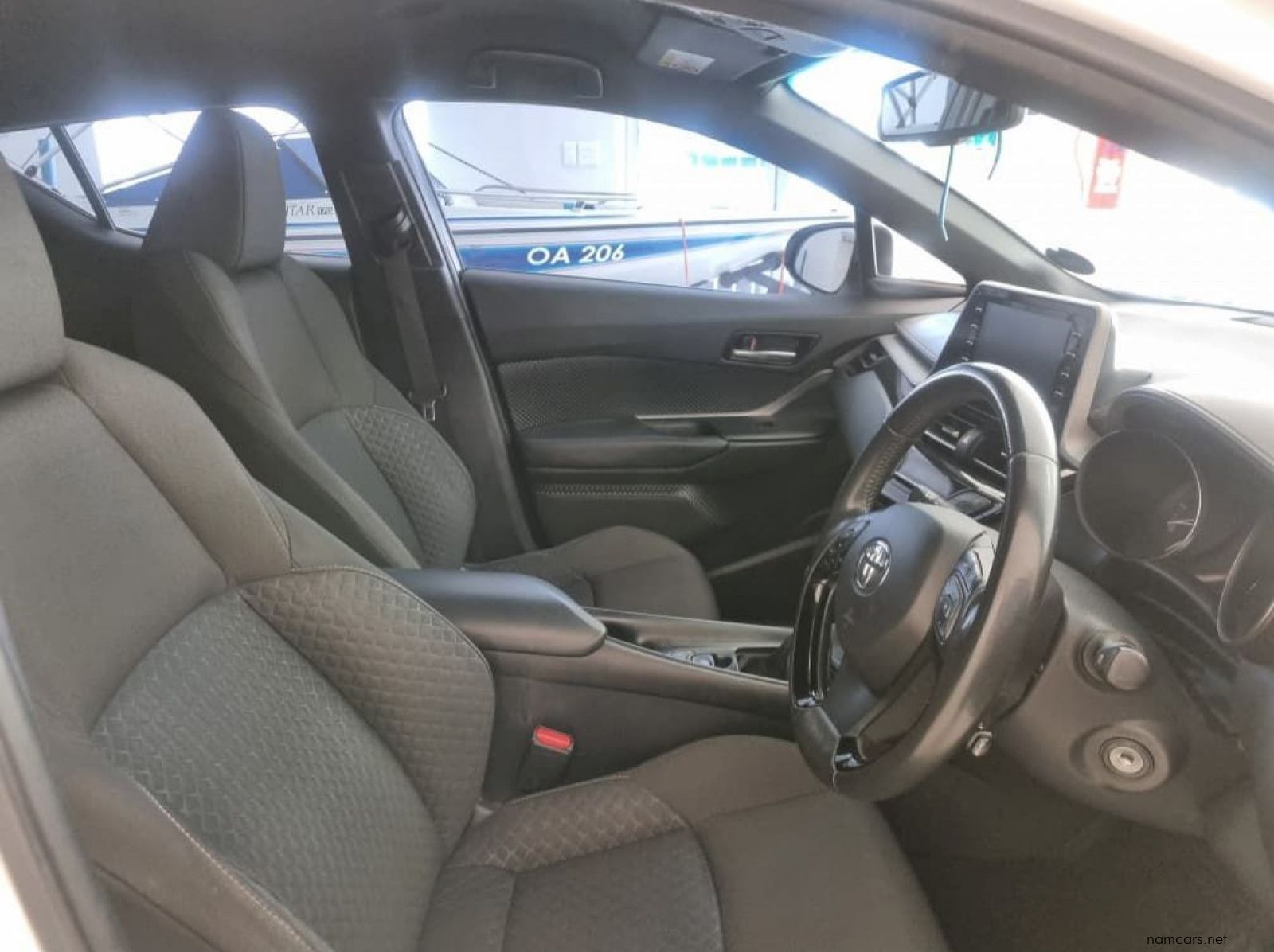 2020 Toyota C-HR 1.2T PLUS pictures