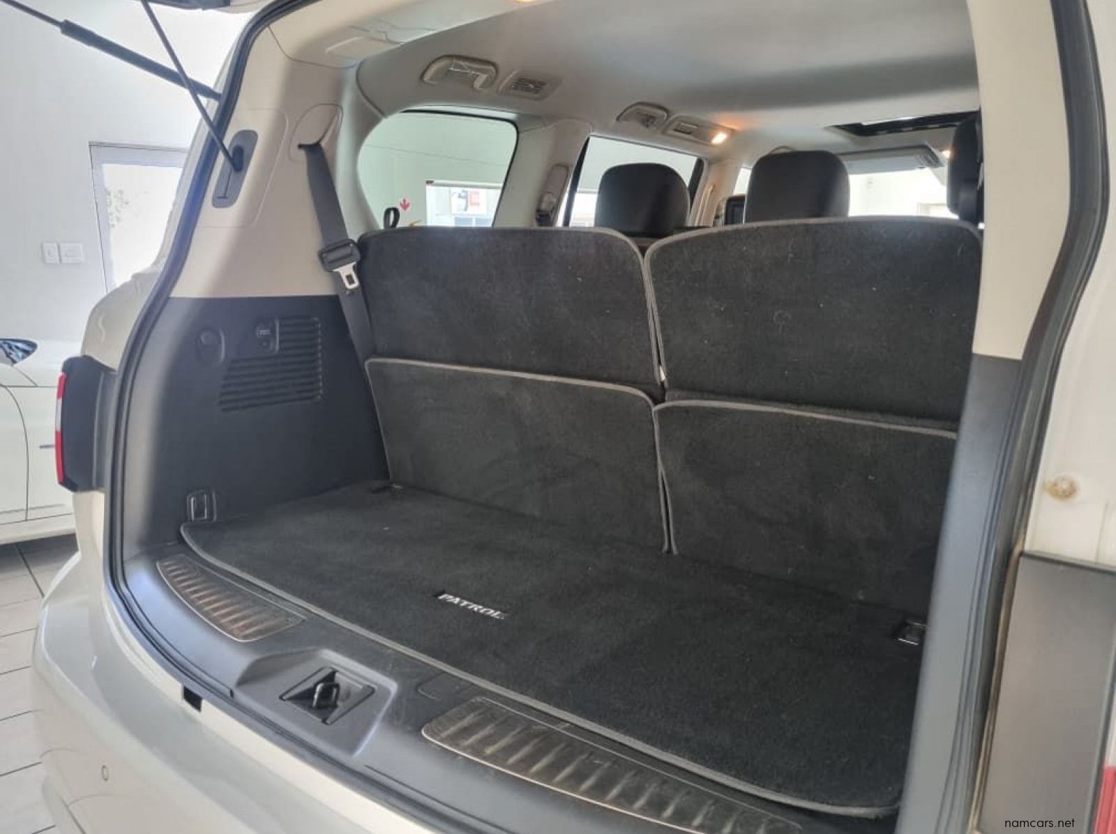 2021 Nissan Patrol 5.6 V8 LE Premium pictures