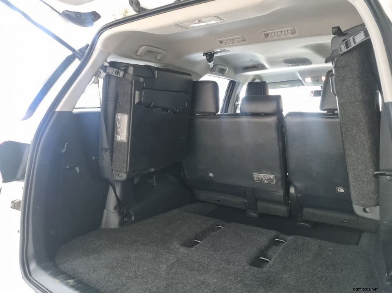 2025 Toyota Fortuner 2.4 GD-6 4x4 A/T pictures