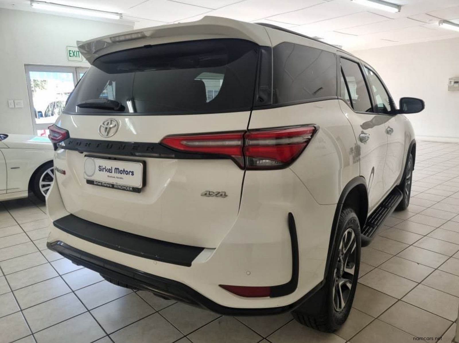 2025 Toyota Fortuner 2.4 GD-6 4x4 A/T pictures