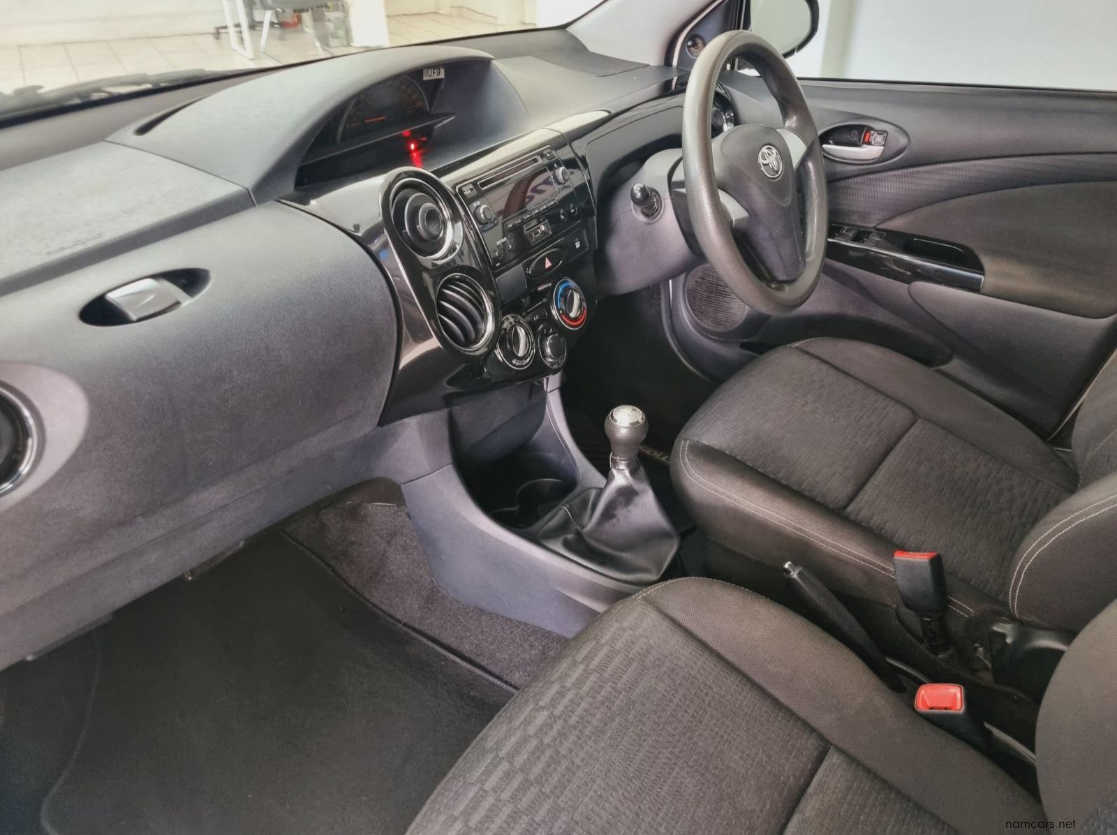 2018 Toyota Etios Cross 1.5 XS pictures