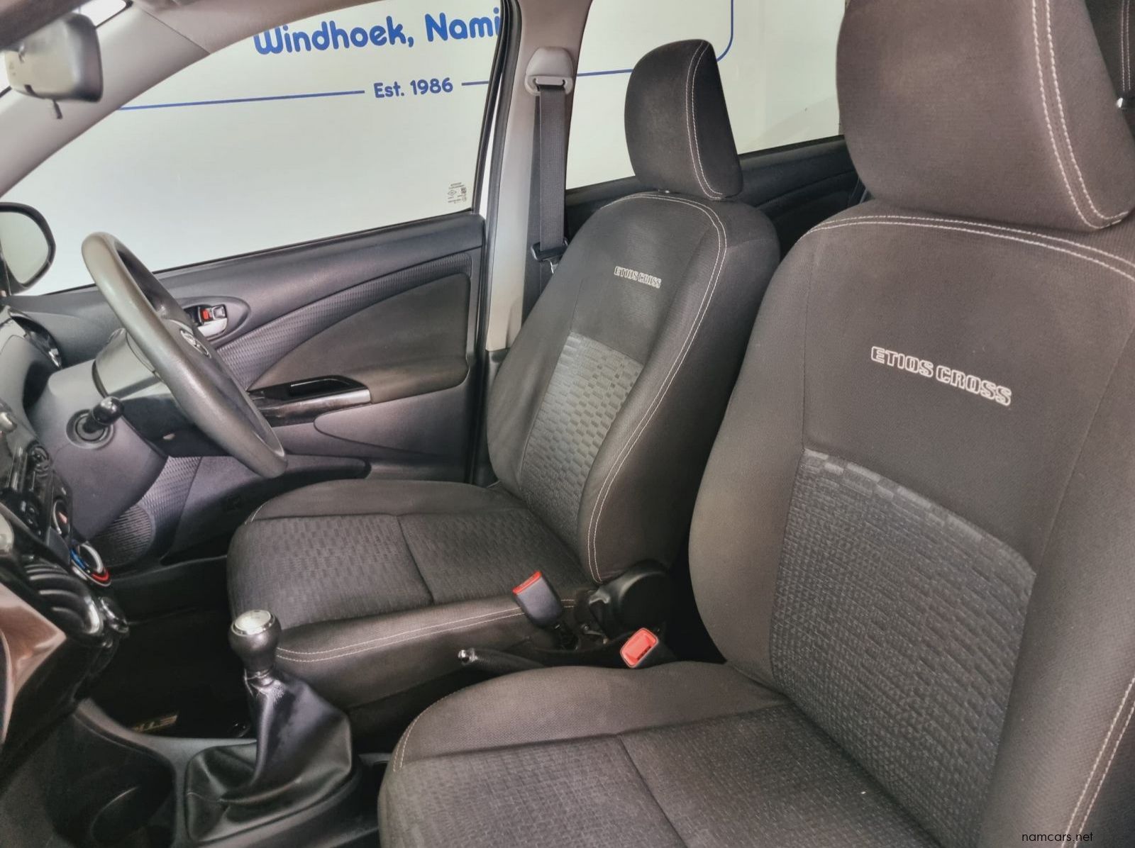 2018 Toyota Etios Cross 1.5 XS pictures