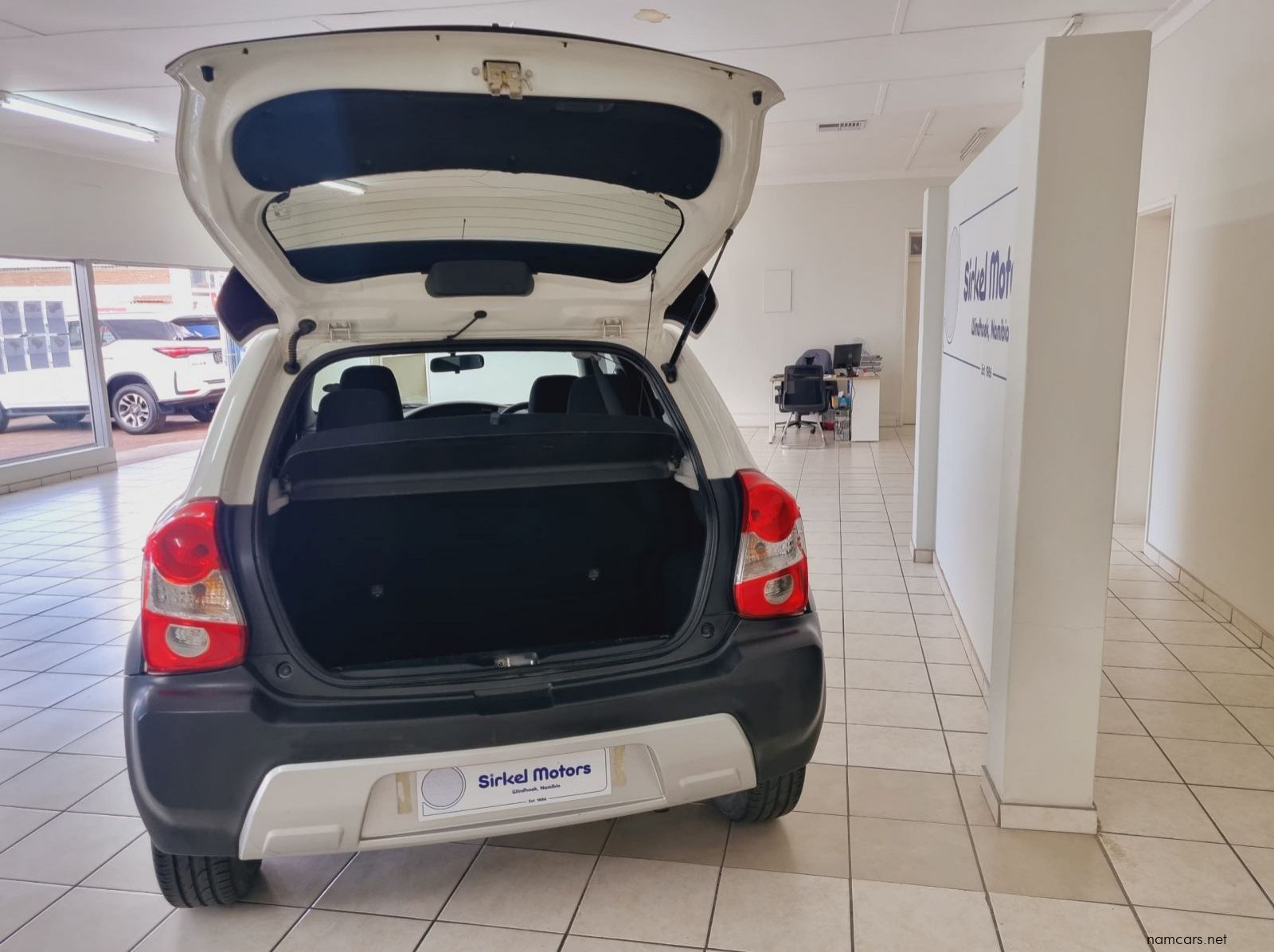 2018 Toyota Etios Cross 1.5 XS pictures