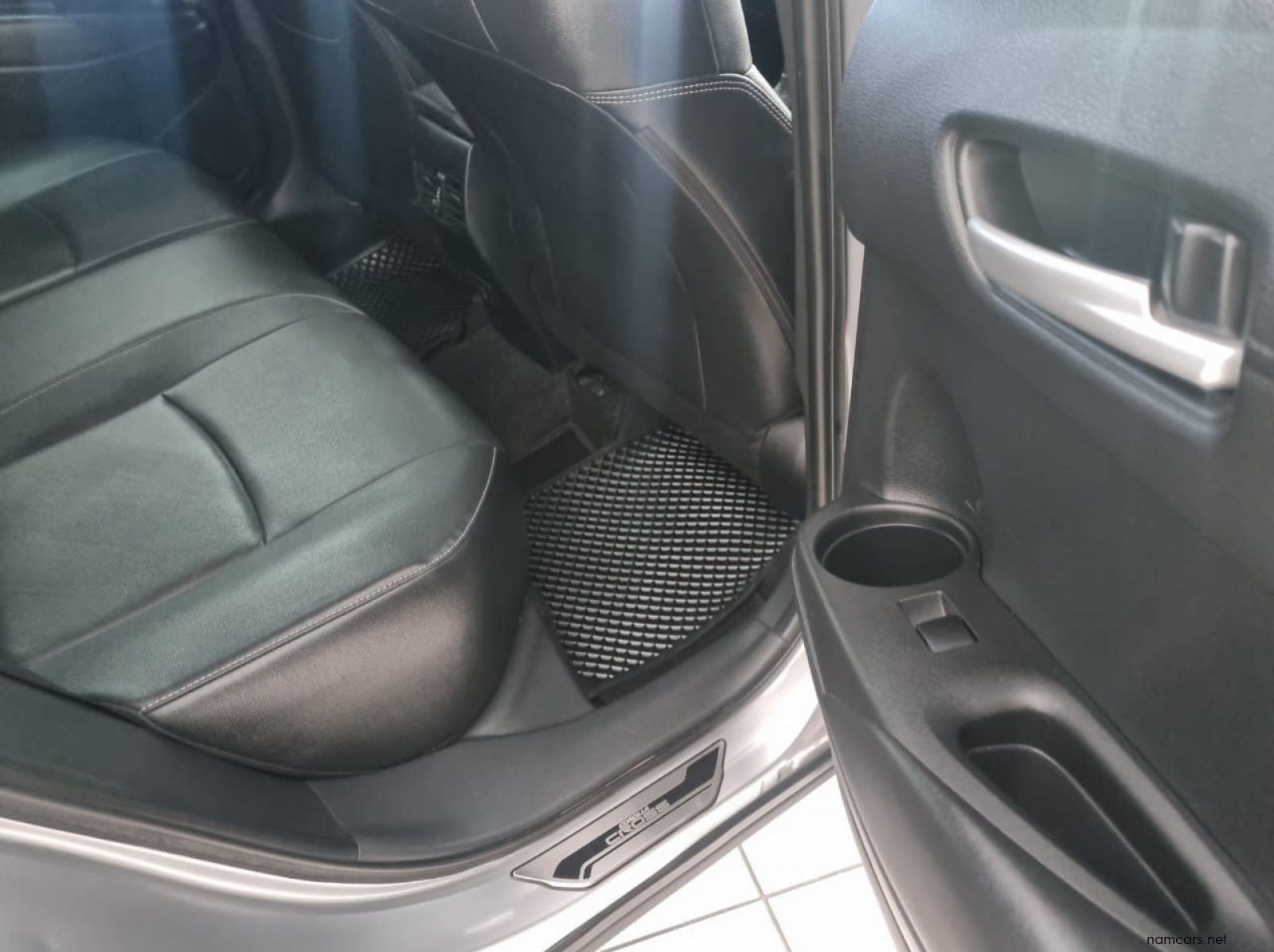 2022 Toyota Corolla Cross XR 1.8 CVT pictures