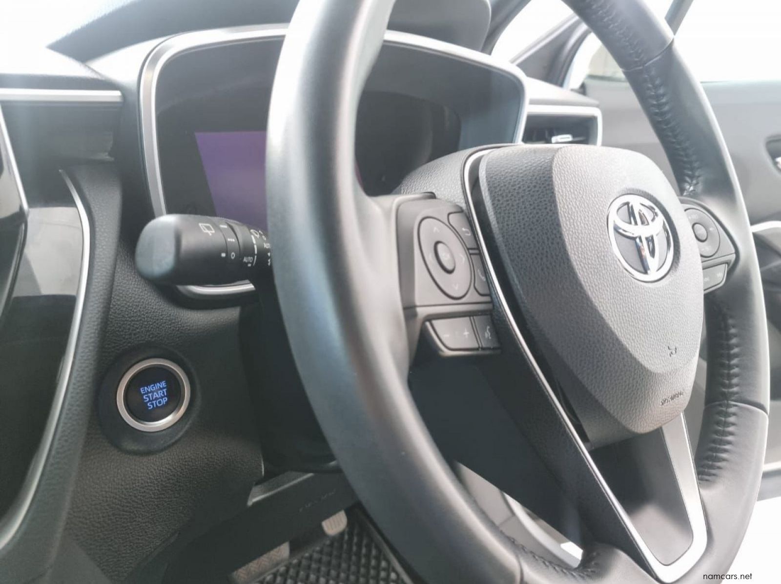 2022 Toyota Corolla Cross XR 1.8 CVT pictures