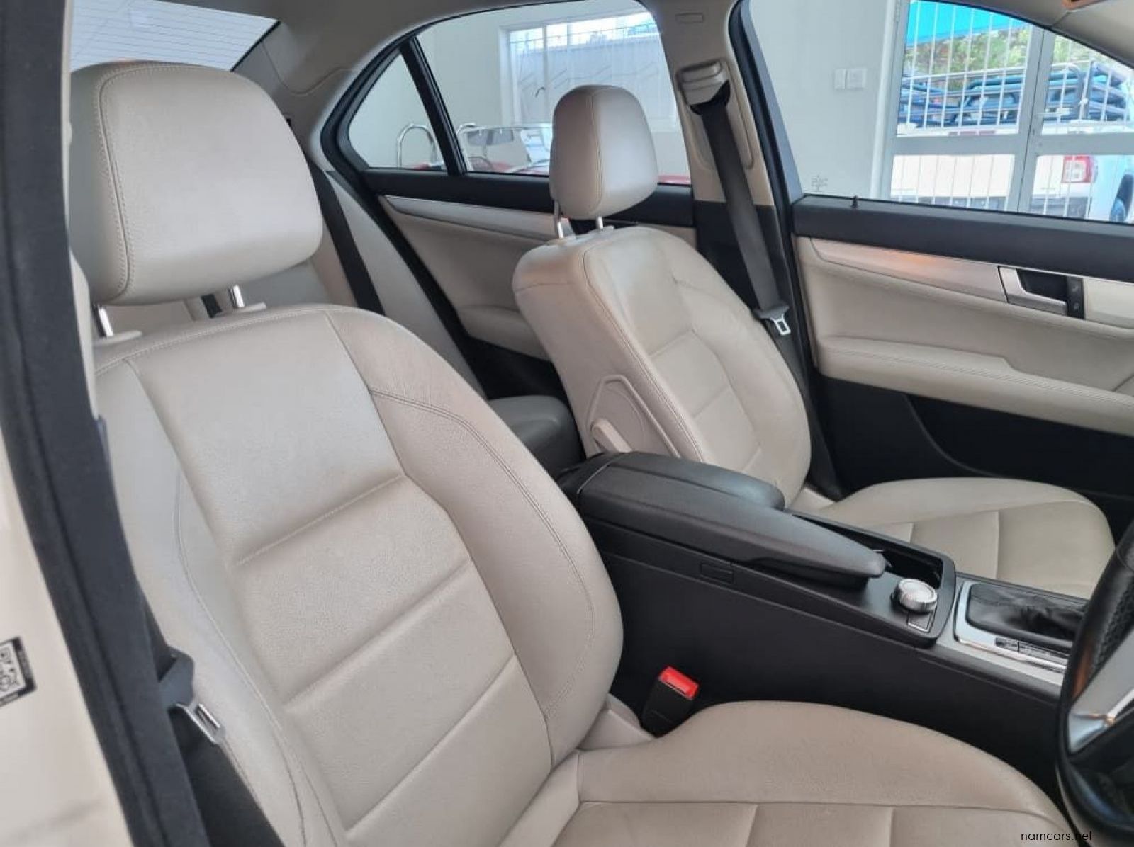 2012 Mercedes-Benz C250 CDI AVANTGARDE pictures