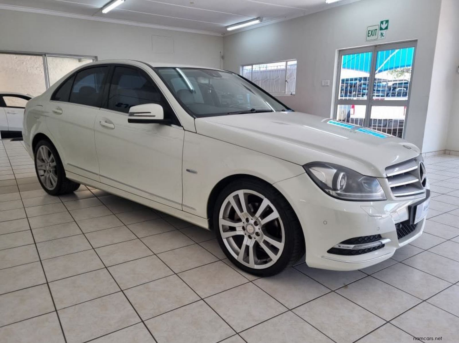 2012 Mercedes-Benz C250 CDI AVANTGARDE pictures